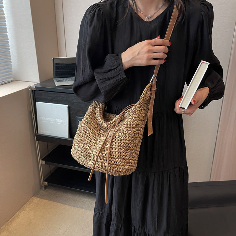 New U-Shaped Woven Straw Shoulder Bag for Women